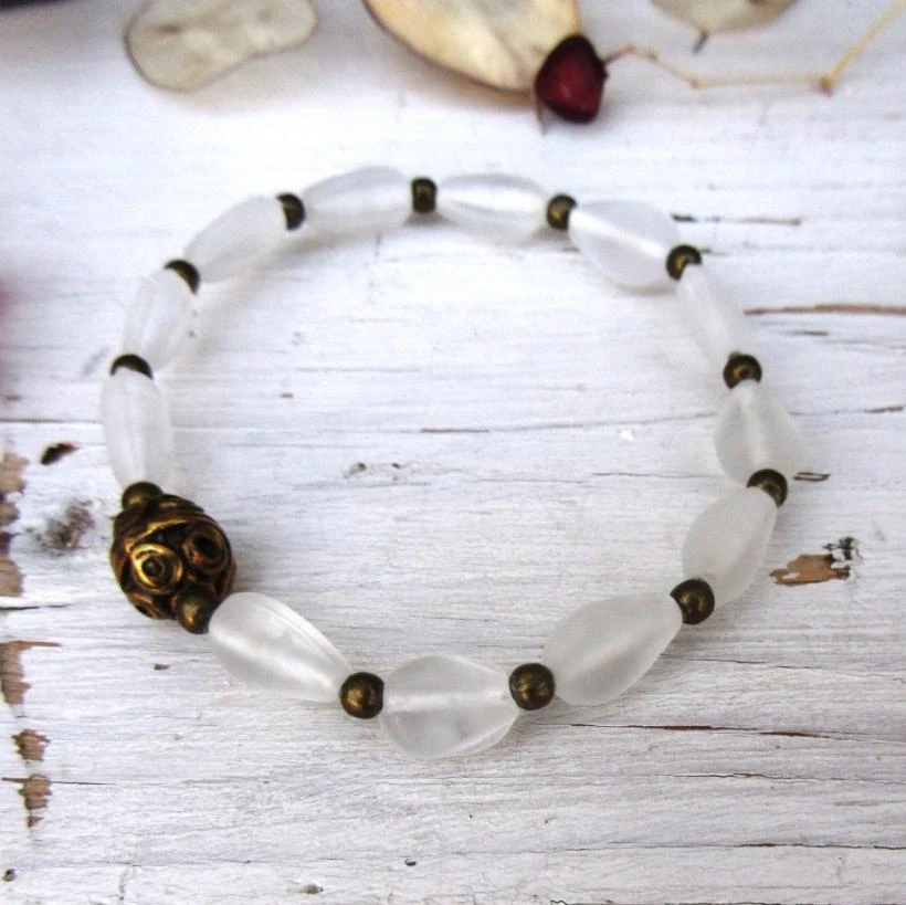 Unisex shabby chic bracelet with glass paste beads.. – photo 7
